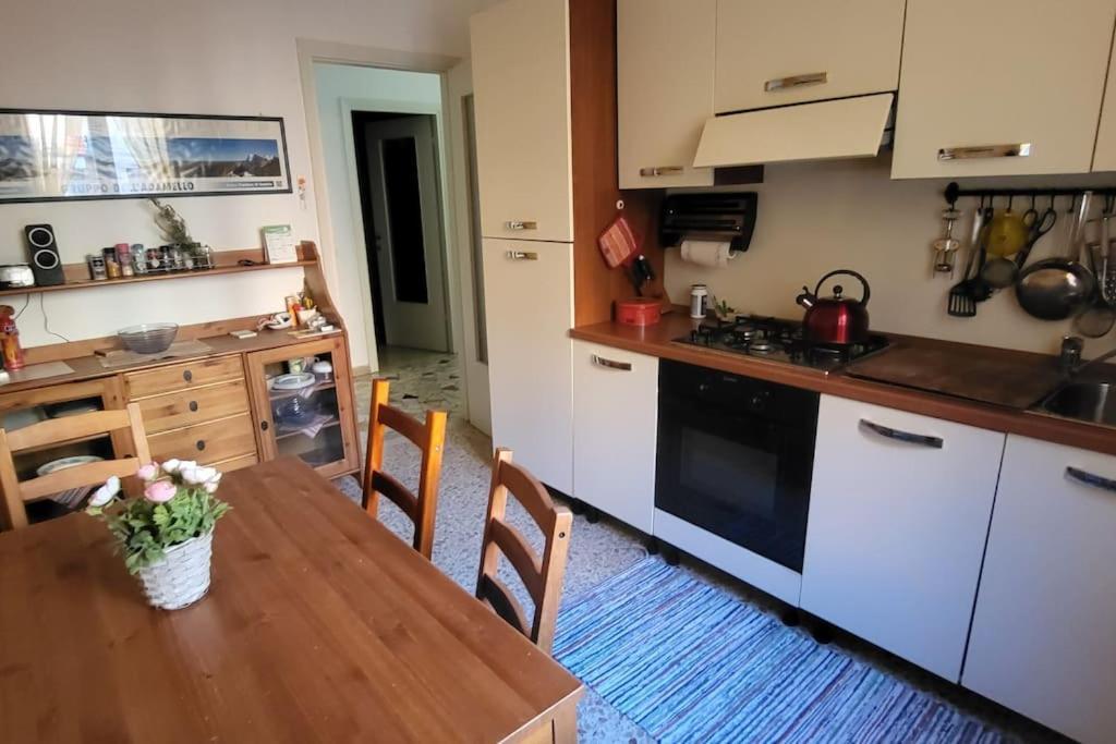 ברשה La Casa Di Lucia: Grande Appartamento Con Balcone מראה חיצוני תמונה
