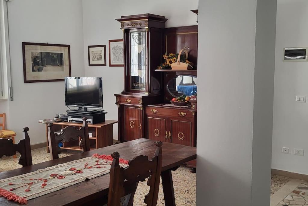 ברשה La Casa Di Lucia: Grande Appartamento Con Balcone מראה חיצוני תמונה