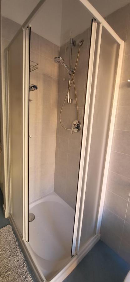 ברשה La Casa Di Lucia: Grande Appartamento Con Balcone מראה חיצוני תמונה